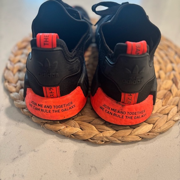 Mens Adidas NMD R1 Star Wars Sneakers Black Red Size 8 - Picture 4 of 8